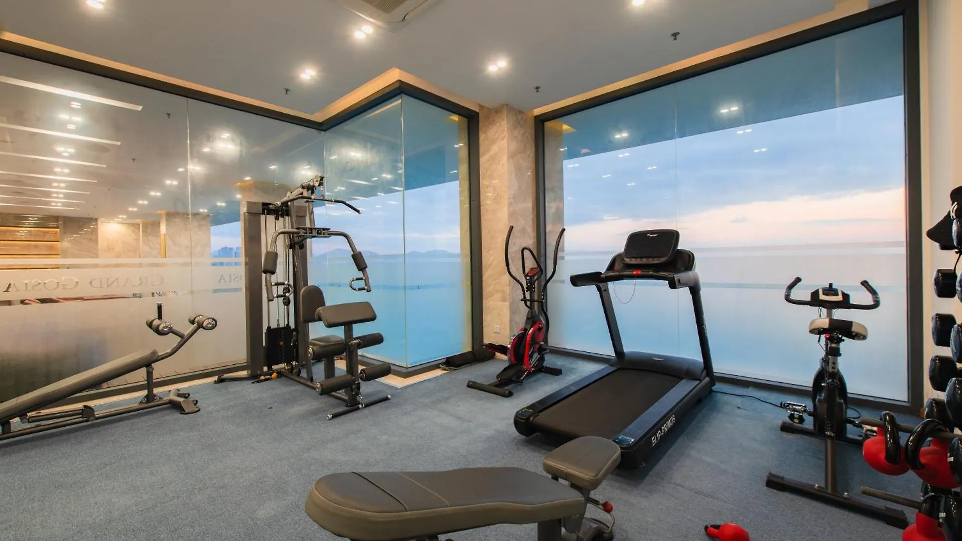 Grand Gosia Hotel Nha Trang 4*,